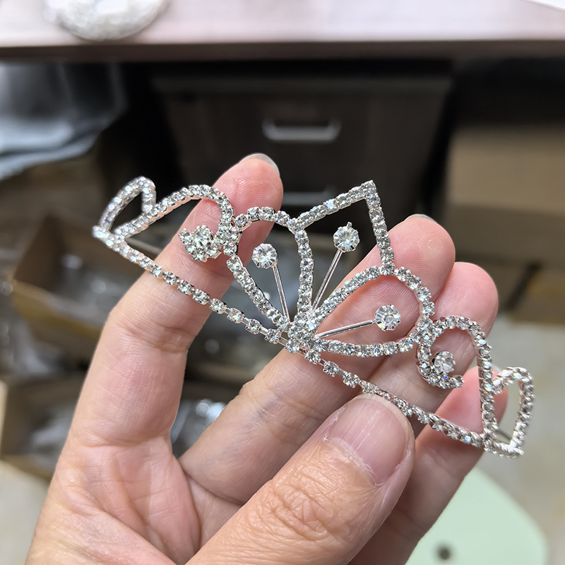 Zilverkleurige strass bruidskr - Tech Accessories Women recensie en prijs